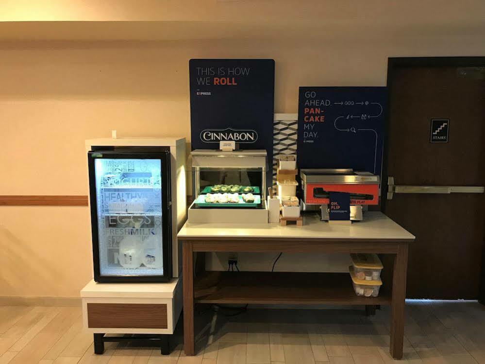 法伦智选假日酒店 外观 照片